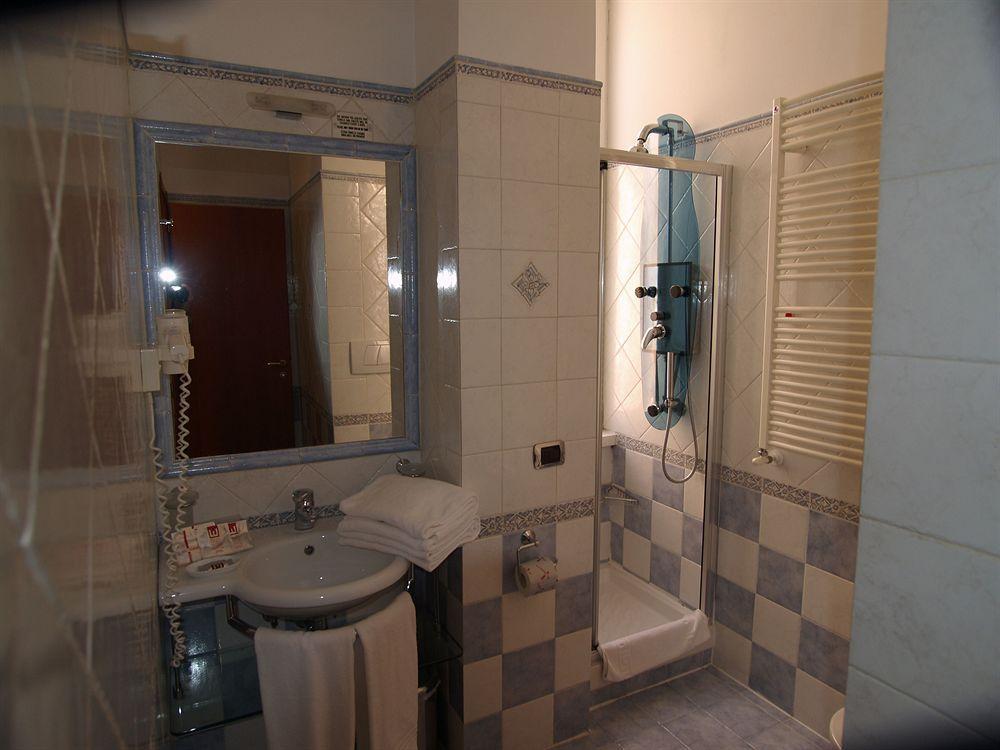 69 Manin Street Hotell Roma Eksteriør bilde
